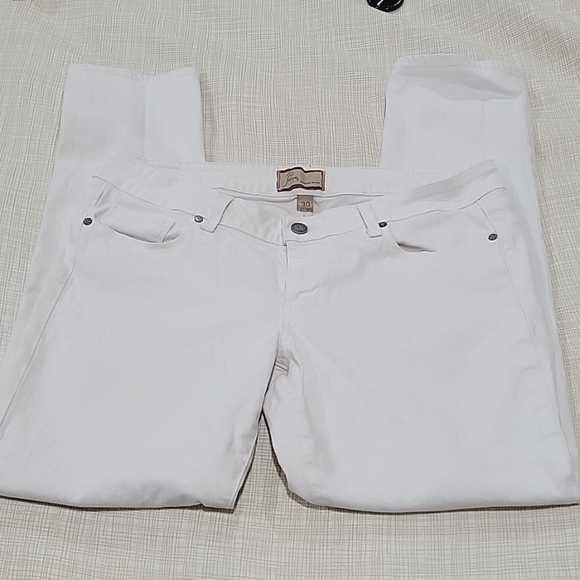 PAIGE Denim - PAIGE white denim cigarette jeans